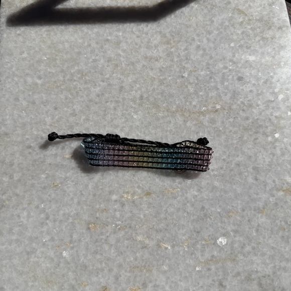 Ayounik Bracelet - Picture 3 of 5